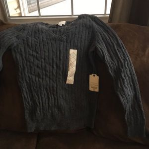 NEVER WORN gray cable knit sweater